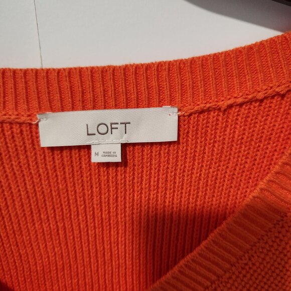 Ann Taylor LOFT Long Sleeve Women's Orange V-neck Ribbed Sweater-Medium - Picture 2 of 7